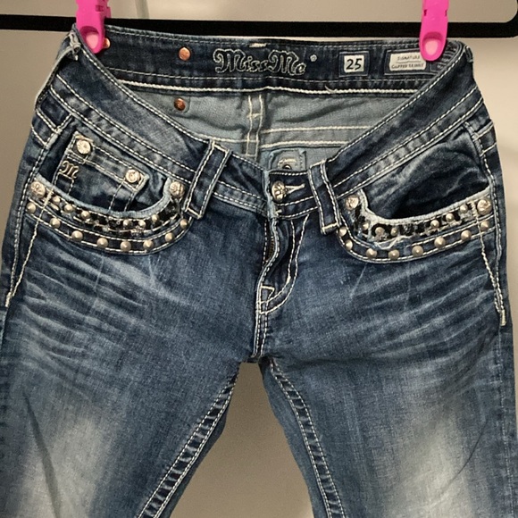 Miss Me Jeans - Picture 2 of 4